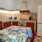 Sweethome In Vetta Lägenhet *